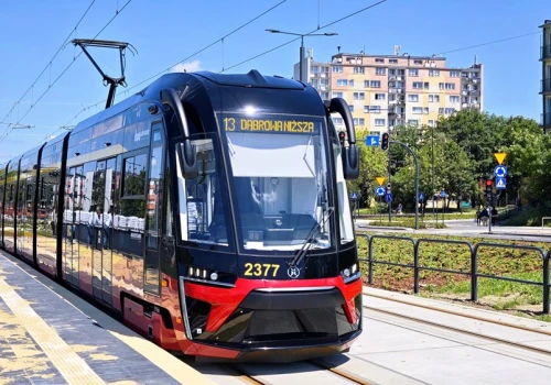 Łódź. Trasa na Śmigłego-Rydza i Niższej przed odbiorami, tramwaje w połowie lipca (zdjęcia)