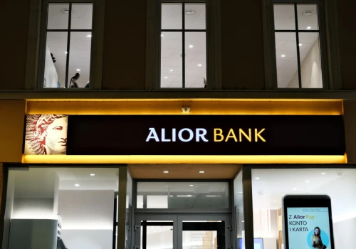 Duży bank w Polsce zwiększa emisję obligacji. Ogromne zainteresowanie ze strony inwestorów