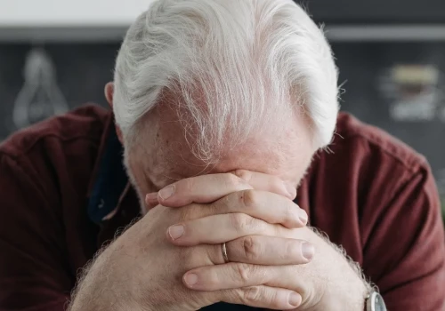 Choroba Alzheimera może działać podobnie jak choroby prionowe. Prof. Beata Sikorska wskazuje na nowe dowody