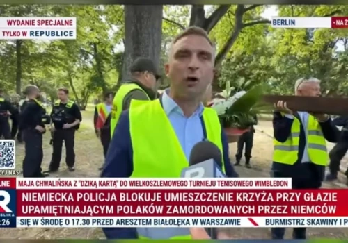 Bąkiewicz nikomu nie przysłużył się tą akcją