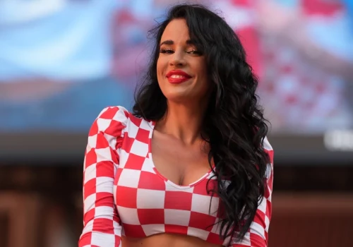 Miss mundialu znów zachwyca! Zaskakujące zajęcie w trakcie MŚ 2026