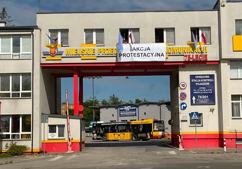 Pracownicy przeciw liberałom