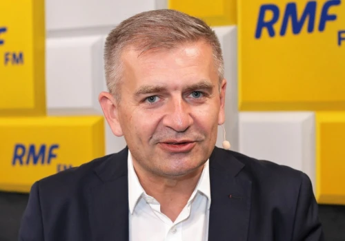 Czy lekarze wykorzystują system, by więcej zarabiać? Odpowie Bartosz Arłukowicz