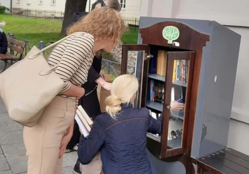 Podziel się książką!
