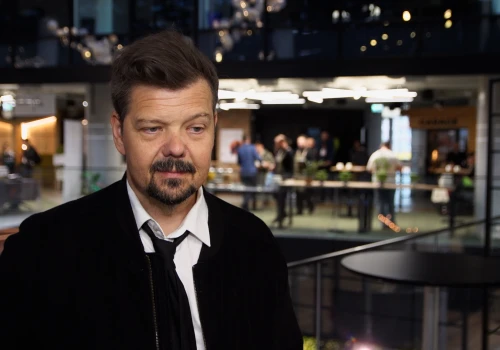 Michał Figurski: Osoba z niepełnosprawnością nadal jest sensacją na ulicy. W otoczeniu uruchamia się wtedy zaściankowa empatia, której bardzo nie lubię
