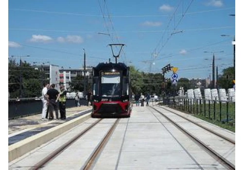 Łódź: Po siedmiu latach tramwaj trzynastka wraca na Dąbrowę Niższą. Jaką trasą pojedzie i dokąd?