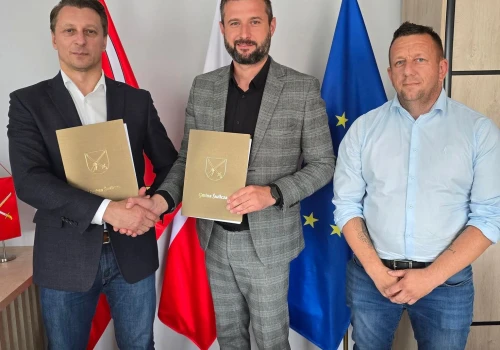 Rusza rozbudowa drogi w Trzcianie. Powstanie chodnik, szersza jezdnia i nowe odwodnienie