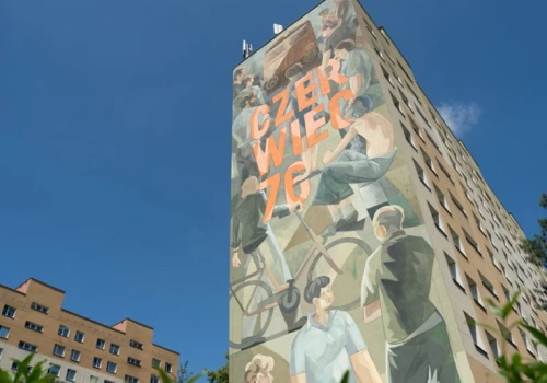 W Warszawie powstał wyjątkowy mural. Upamiętnia wydarzenia sprzed 50 lat