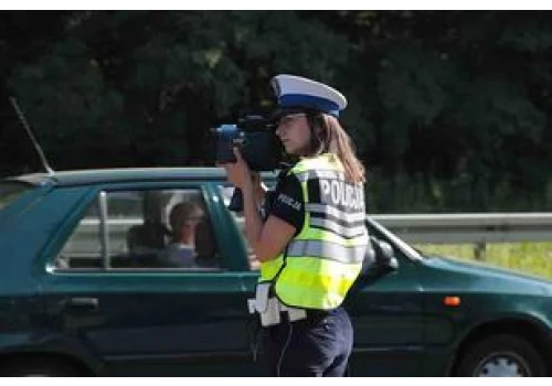 Zielona Góra: Od początku roku policjanci zatrzymali 109 praw jazdy za zbyt szybką jazdę