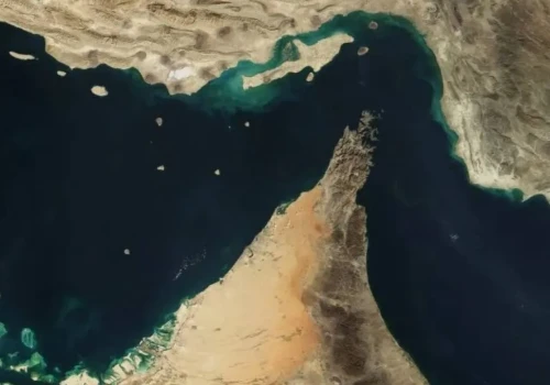 Pokój na linii Iran-USA. Przez Cieśninę Ormuz przepłynęły pierwsze tankowce