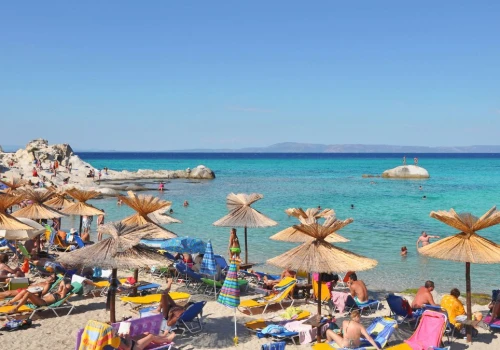 Rajskie plaże, surowe przepisy. Turystom w Grecji grozi nawet 60 tys. euro kary