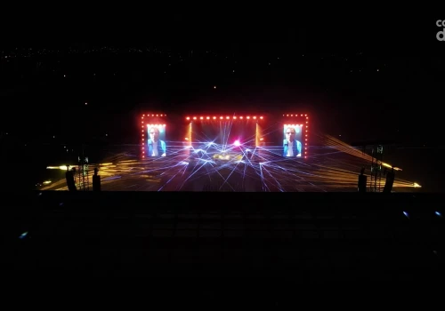 Spektakl świateł nad Radomiem. Próby przed wielkim koncertem Jean-Michela Jarre’a