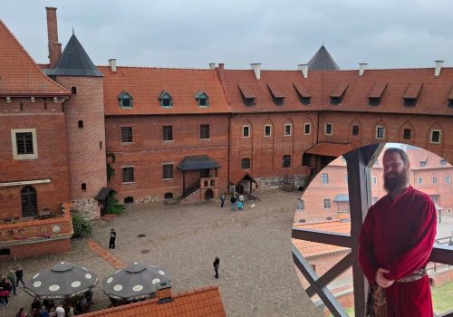 Odbudowany z ruin. Pokazuje, jak wyglądała potęga królów