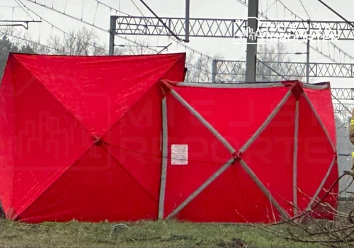 Tragiczne potrącenie przez pociąg na Białołęce. Nie żyje 44-latek