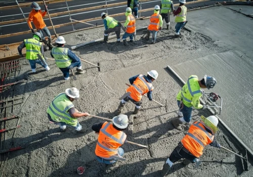 Pieniądze są w kontraktach, a nie na koncie. Firmy budowlane znają ten problem aż za dobrze