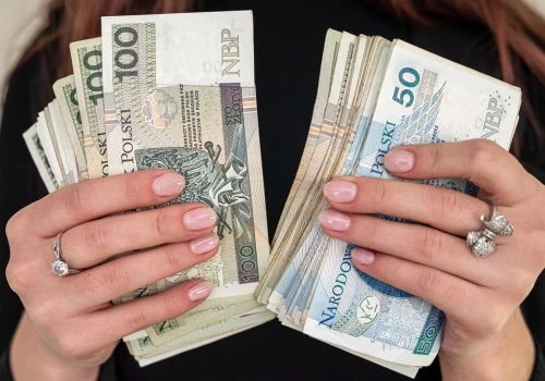 Jawne pensje. Jak sprawdzić, czy zarabiasz mniej niż inni w firmie?