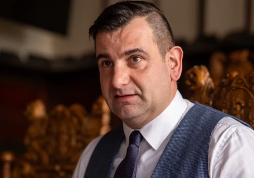 Wiceburmistrz Adam Kopczyński: Przez dwa dni odebraliśmy od mieszkańców ponad 23 tony odzieży