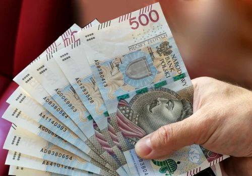 Zakupy gotówką już nie będą anonimowe. Sprzedawcy sprawdzą klientów