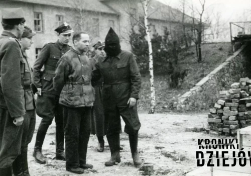 Ostatnie godziny komendanta Auschwitz. Odtajnione zdjęcia pokazują, co działo się przed szubienicą