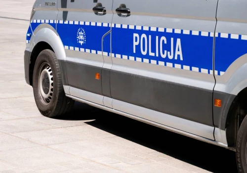 Policja szuka 3800 nowych ludzi i płaci ponad 7 tys. zł na rękę. Wakaty czekają w całej Polsce