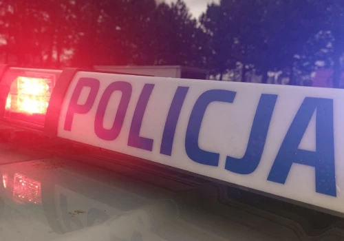 Koszmarny wypadek w regionie. Dwoje dzieci na jednej hulajnodze wjechało pod samochód