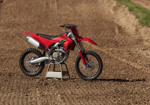 Ducati Desmo250 MX – motocross z rozrządem desmodromicznym i elektroniką rodem z MotoGP