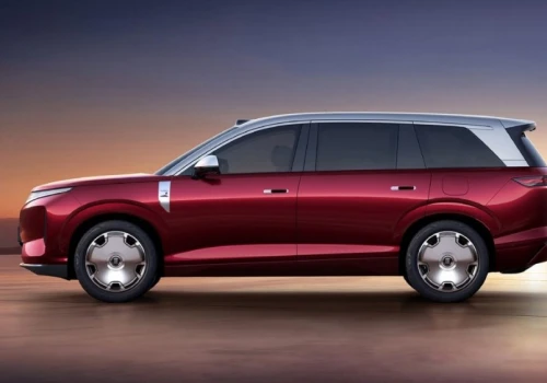 Nowy król zasięgu wjechał na salony. Premiera BYD Great Tang wstrząsa rynkiem SUV-ów