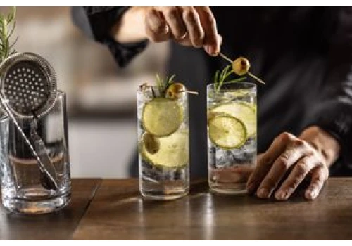 Ten drink uratował wielu Brytyjczyków. Kupisz go w każdym barze