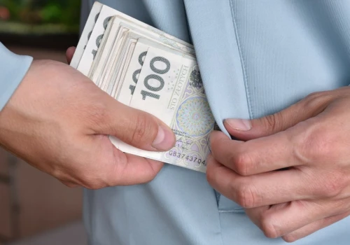Sąsiad może narobić ci problemów. Skarbówka interesuje się najmem