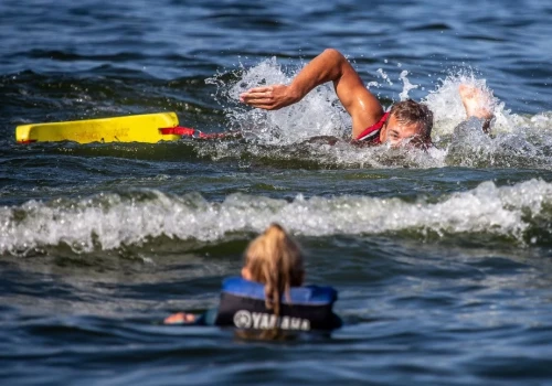 Temperatura wody w okolicach Chojnic rośnie. Wdzydze mają już 19°C, Jezioro Sępoleńskie 20°C