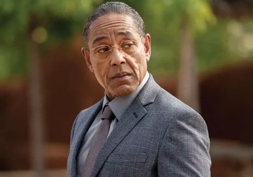 Giancarlo Esposito przyjął islam. Aktor kręci 7 Dogs w Arabii Saudyjskiej