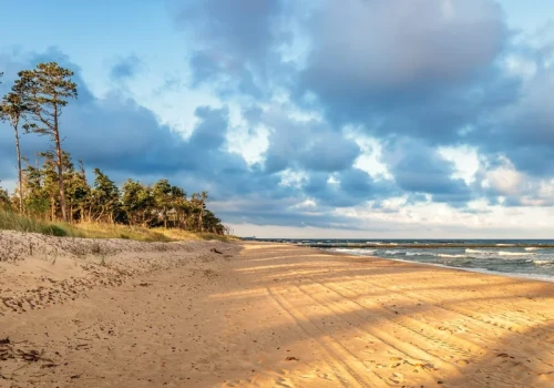 Polski kurort z dwuczęściową plażą. Zapomnisz o Świnoujściu