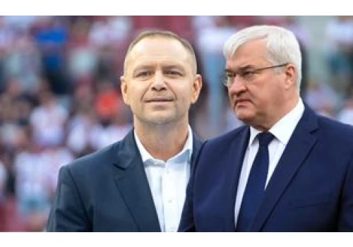 Sybiha ostro o Nawrockim. 