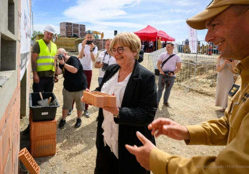 Strategiczne centrum ratownicze na Podkarpaciu za ponad 18 mln zł. Inwestycja ruszyła