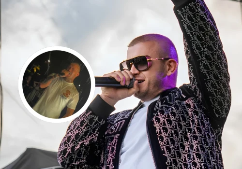 Dawid Narożny wyszedł w deszcz do fanów. Cały mokry kontynuował koncert