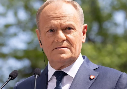 Donald Tusk ostrzega po decyzji Nawrockiego. „Brnięcie w konflikt to strategiczny błąd”