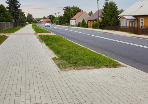 34 oferty na nowe chodniki przy drogach krajowych na Podkarpaciu. Rusza walka o kontrakty