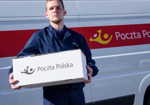 Listy do lamusa, rządzą paczki i klienci MŚP. Wielkie zmiany na Poczcie Polskiej