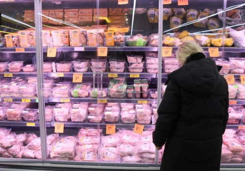 Przebadali mięso mielone z polskich sklepów. Wyniki kontroli są niepokojące