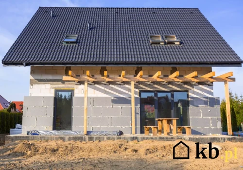 Sprawdził, ile daje dodatkowe 5 cm izolacji. Wyniki mówią same za siebie