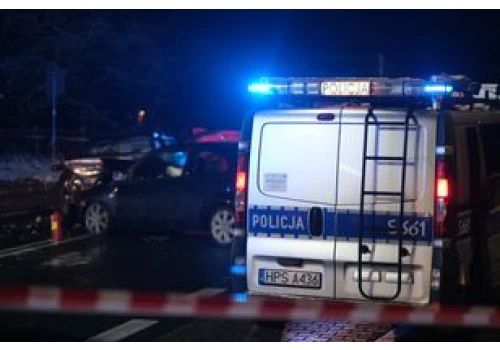 Uwaga kierowcy! Wieczorna kolizja na Moście Tolerancji w Głogowie, droga jest zablokowana