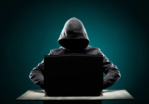Policja zatrzymała dwóch mężczyzn, którzy handlowali narkotykami w „ukrytym internecie”