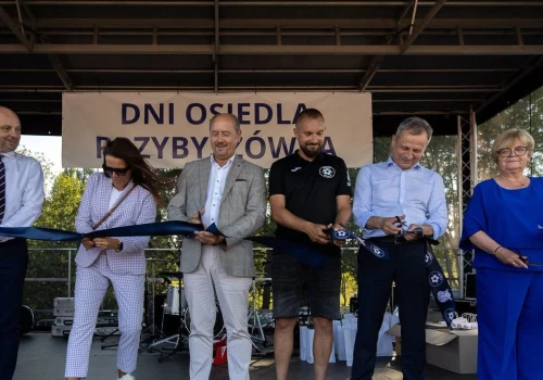 Dni Osiedla Przybyszówka z otwarciem stadionu Heiro. Mieszkańcy świętowali przy ul. Stadionowej