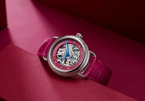 Aerowatch 1942 Lady Automatic Skeleton. Kobiecość na pierwszym miejscu