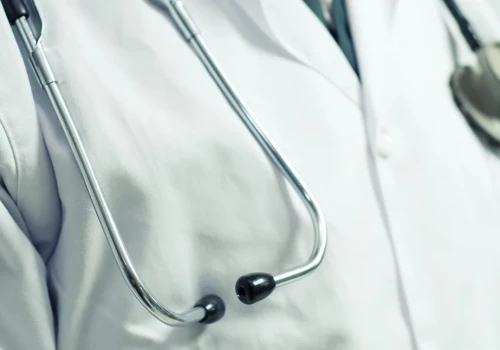 Kolejna kontrola wokół Dawida Kacprzyka. Mazowiecki Szpital Bródnowski analizuje dokumentację czasu pracy lekarza