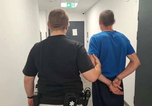 Miał sześć dożywotnich zakazów prowadzenia pojazdów. I jechał. Pijany