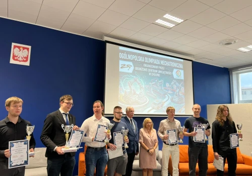 Sukcesy uczniów ZSM w Ogólnopolskiej Olimpiadzie Mechatronicznej