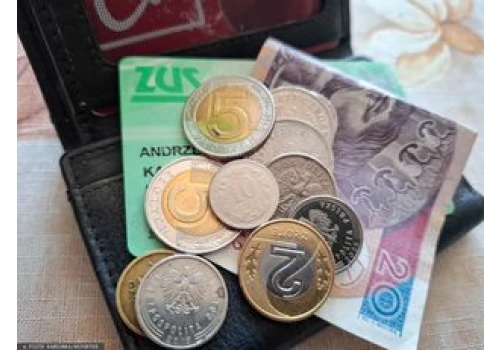 Emerytura do 500 zł. Niepokojące informacje z ZUS