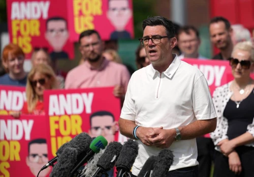 Andy Burnham chce zastąpić Keira Starmera. 