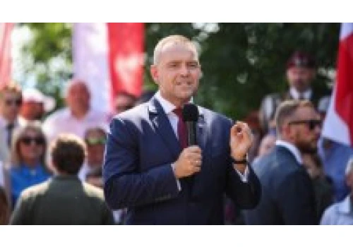 Nawrocki odpowiedział na wywiad Zełenskiego. 